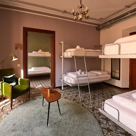 Albergue - Juvenil